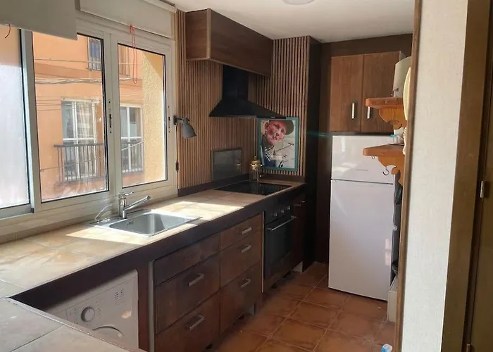 Chic & Practical Studio, 5 Min To Center & Beach