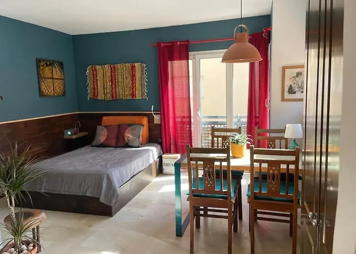 Chic & Practical Studio, 5 Min To Center & Beach